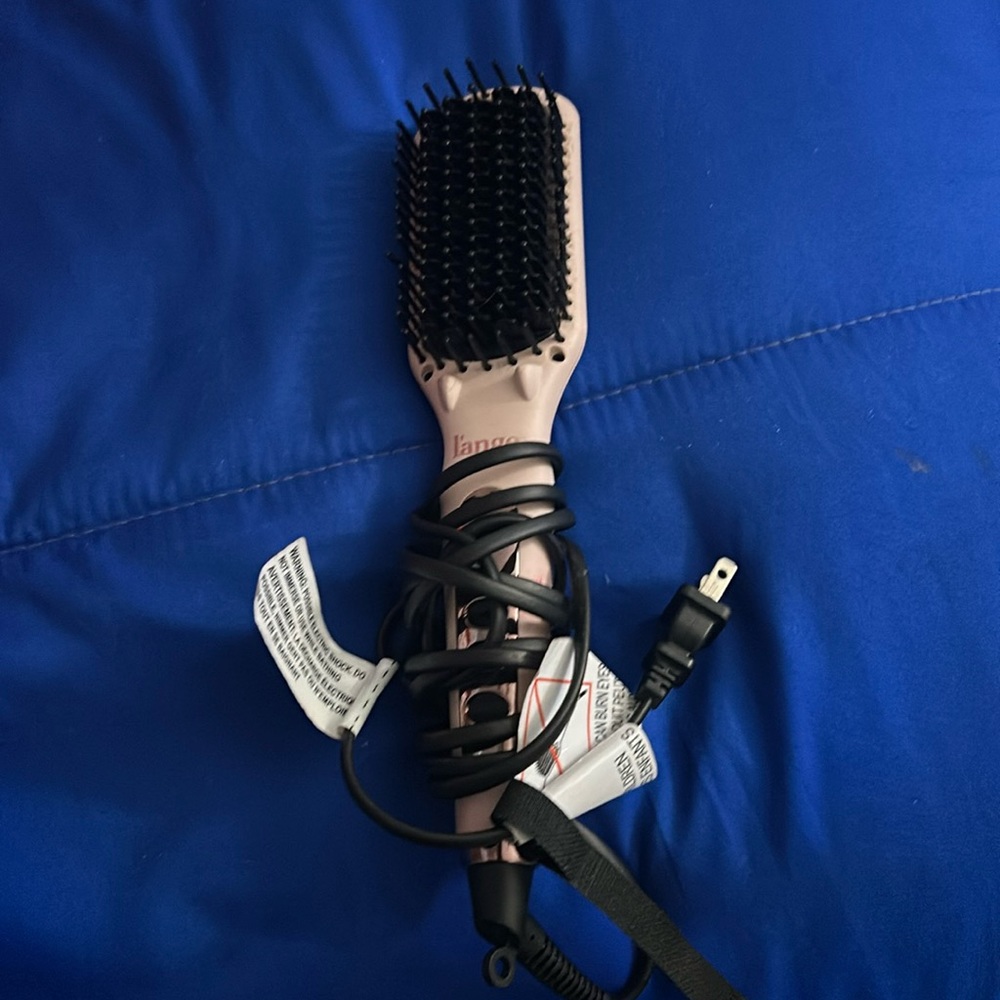 L’Ange straightener brush